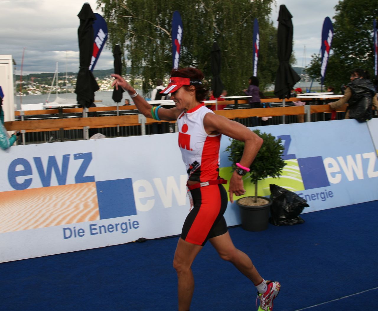Leistungsdiagnostik Laktattest Spiroergometrie Laufstil Analyse Sitzpositions Analyse Bike Fitting Triathlon Köln Düsseldorf Leverkusen Wuppertal